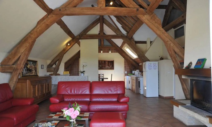 Poligny House | 110 m² House ∙ 3 bedrooms ∙ 7 guests