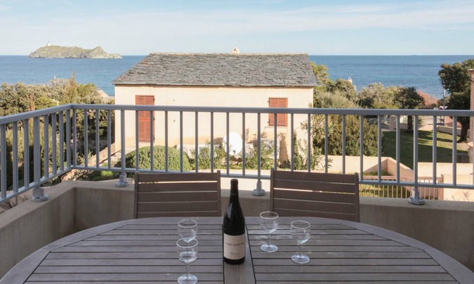 Barcaggio House | 110 m² House ∙ 3 bedrooms ∙ 6 guests
