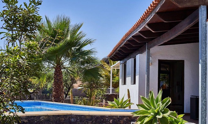 Chio House | 110 m² House ∙ 2 bedrooms ∙ 4 guests