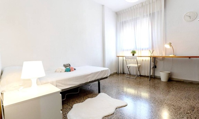Almeria Centro Resort | 110 m² Private room ∙ 1 bedroom ∙ 6 guests