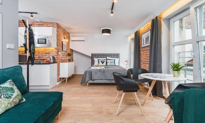 Stare Miasto Apartment | 110 m² Serviced apartment ∙ 2 bedrooms ∙ 8 guests