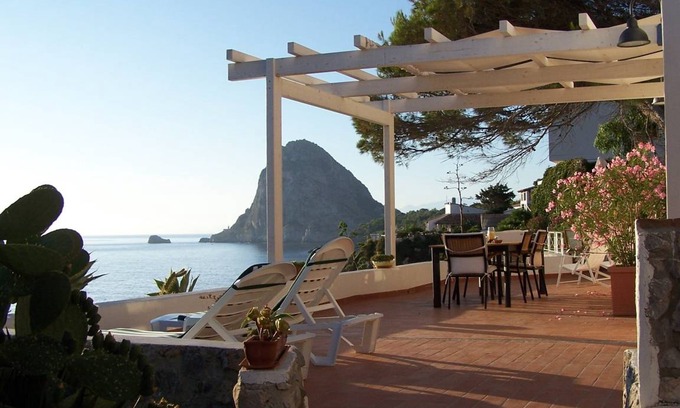 Bagheria Villa | 110 m² Villa ∙ 3 bedrooms ∙ 5 guests