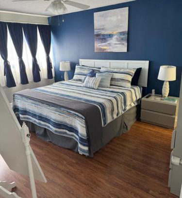 Myrtle Beach Apartment | 1101 at the Towers- Holiday Towers