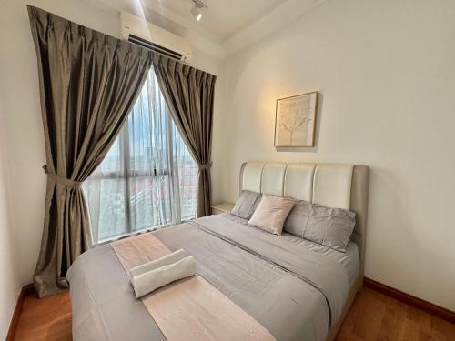 Taman Bukit Mewah Apartment | 1105 Modern Comfort Next to Paradigm 4pax 2bedroom JB