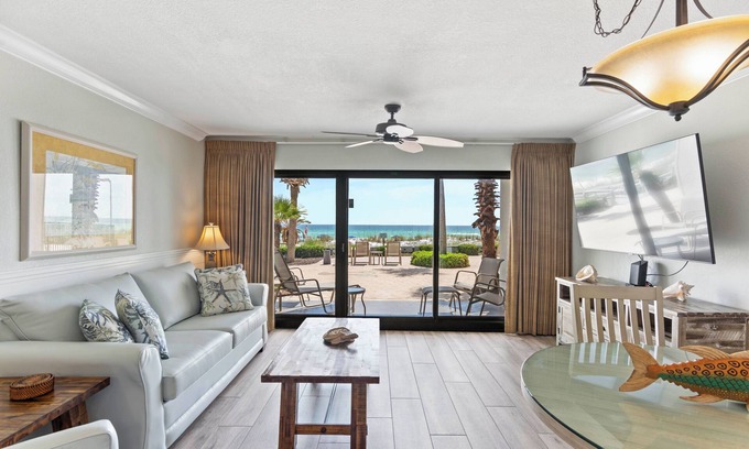 Destin Condo | 111- Direct BEACH FRONT family friendly paradise. Destin Beach Club