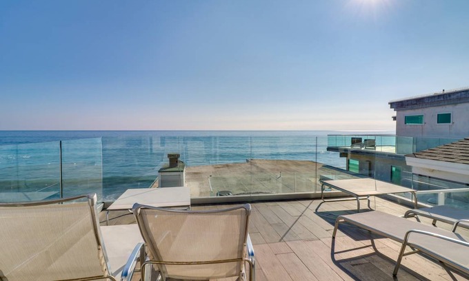 Central Malibu Apartment | 111 m² Apartment ∙ 2 bedrooms ∙ 4 guests