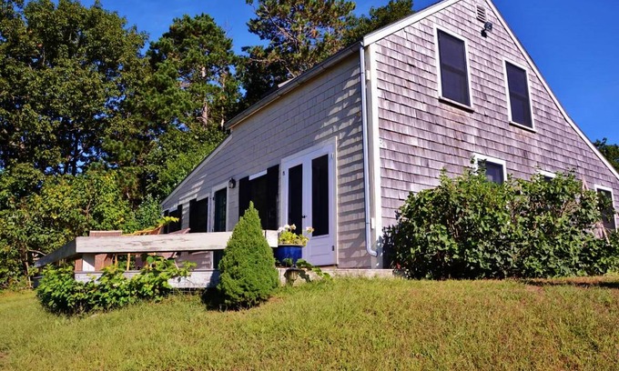 Ipswich Cottage | 111 m² Cabin ∙ 4 bedrooms ∙ 5 guests