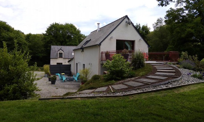 Tremorel House | 111 m² Gîte ∙ 2 bedrooms ∙ 4 guests