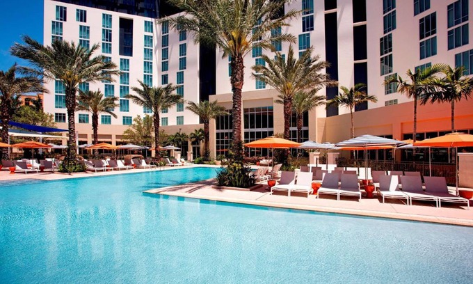 Downtown West Palm Beach Hotel | 111 m² Hotel ∙ 2 bedrooms ∙ 127 guests