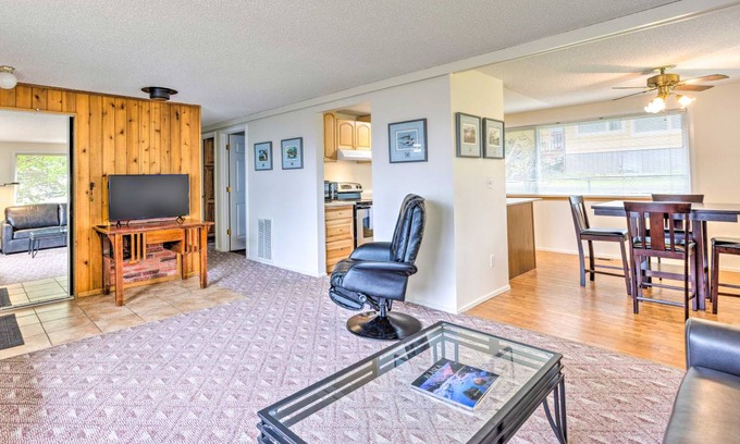 Sitka House | 111 m² House ∙ 3 bedrooms ∙ 4 guests