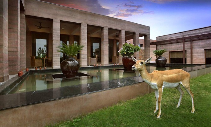 Faridabad Resort | 111 m² Resort ∙ 127 guests