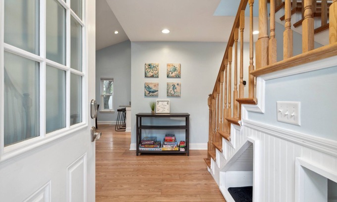 Northeast Virginia Beach Condo | 111 Oasis Virginia Beach Pet Friendly