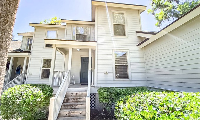 The Cottages Condo | 112 m² Condo ∙ 2 bedrooms ∙ 6 guests