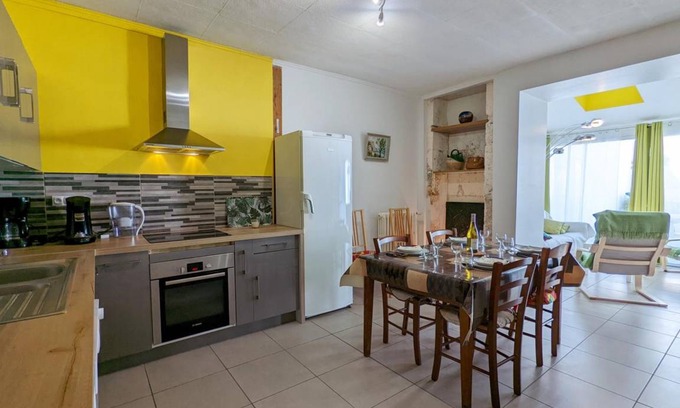 Gond-Pontouvre Cottage | 112 m² Cabin ∙ 3 bedrooms ∙ 6 guests