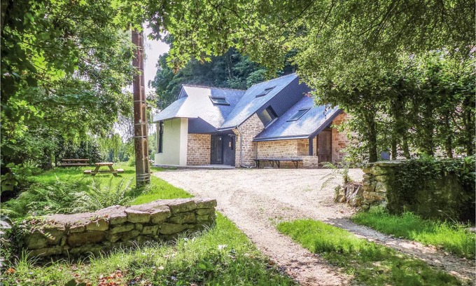 Bannalec House | 112 m² House ∙ 3 bedrooms ∙ 6 guests