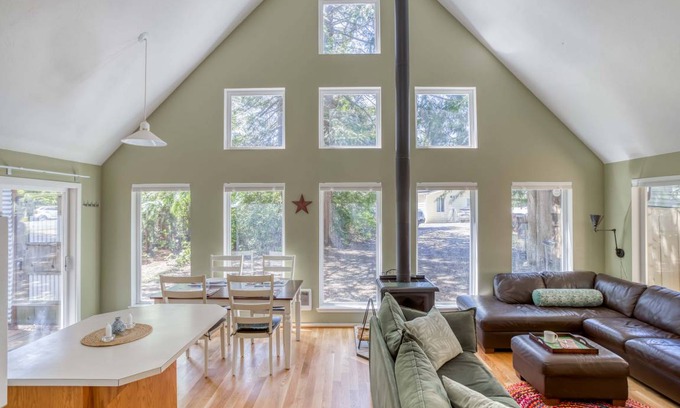 Nehalem House | 112 m² House ∙ 3 bedrooms ∙ 6 guests