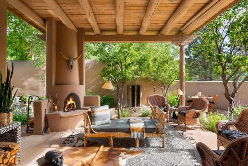 Historic Eastside House | 1121 E Alameda St