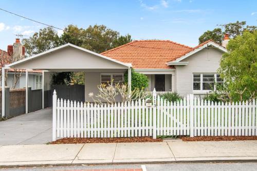 Mosman Park House | 113 Making Memories Mosman Park 4br Home