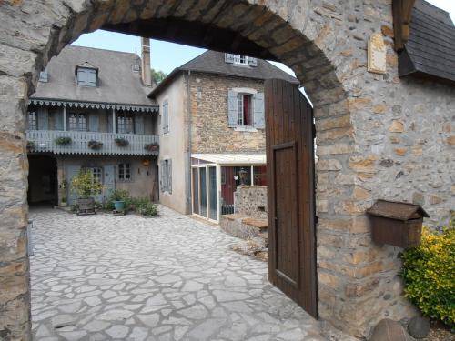 Oloron-Sainte-Marie House | 115 m² House ∙ 2 bedrooms ∙ 5 guests