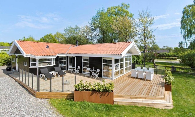 Lyngsbæk Strand House | 115 m² House ∙ 3 bedrooms ∙ 6 guests