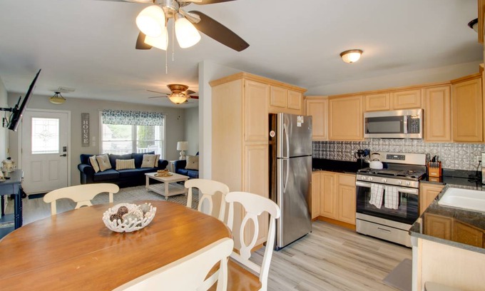 Somers Point House | 115 m² House ∙ 3 bedrooms ∙ 8 guests