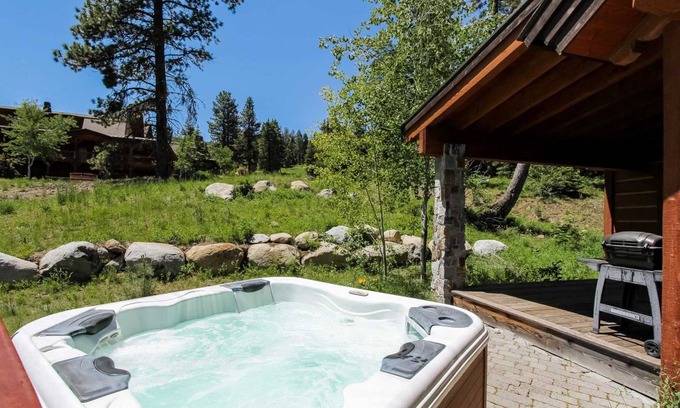 Tamarack Resort House | 116 m² House ∙ 2 bedrooms ∙ 6 guests