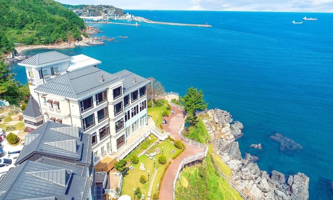 Samcheok Resort | 116 m² Resort ∙ 2 bedrooms ∙ 6 guests