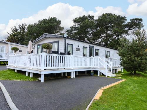 Bembridge House | 117 Crosswinds