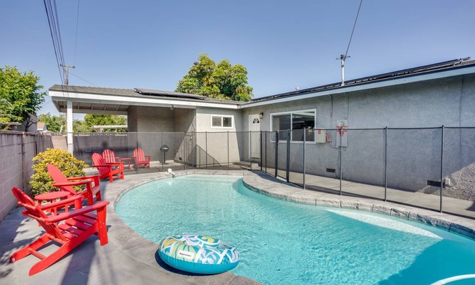 Northwest Anaheim House | 117 m² House ∙ 3 bedrooms ∙ 8 guests