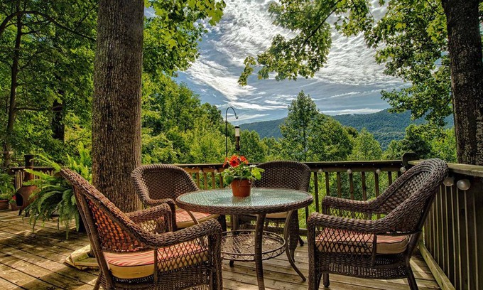 Saluda House | 117 m² House ∙ 3 bedrooms ∙ 9 guests