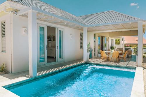 Jolly Harbour Villa | 118 Villa Aloe