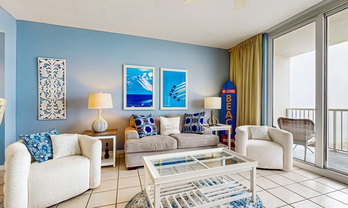 Navarre Beach Condo | 11th-Floor Gulf-Front Condo with Private W/D and Shared Pool