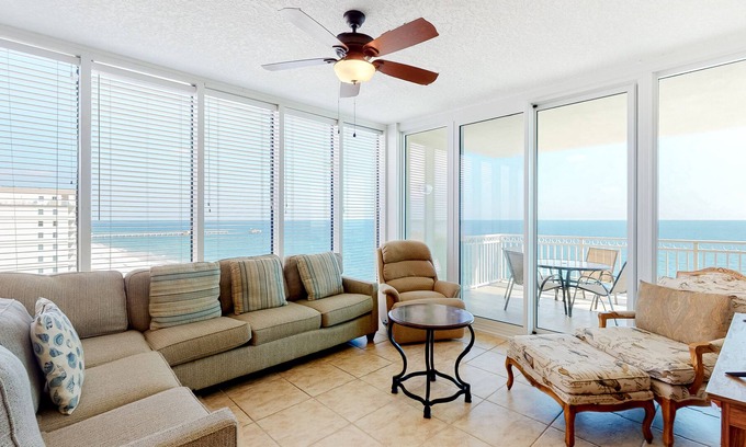 Gulf Shores Condo | 11th-Floor Oceanfront Condo w/Private Balcony, Shared Pool, Hot Tub, A/C, WiFi