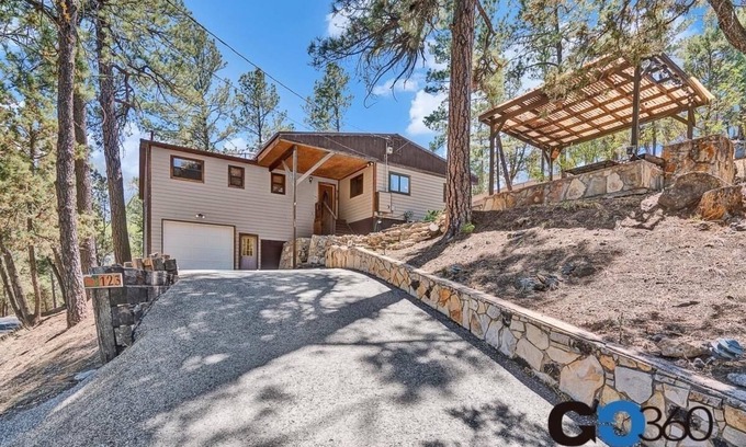 Ruidoso Cabin | 12 GUESTS, JACUZZI ,GAME ROOM, DECK, 🗻VIEWS