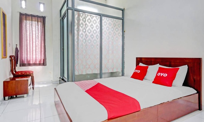 Wonosobo Hotel | 12 m² Hotel ∙ 2 guests