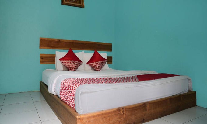 Pelabuhan Ratu Hotel | 12 m² Hotel ∙ 2 guests