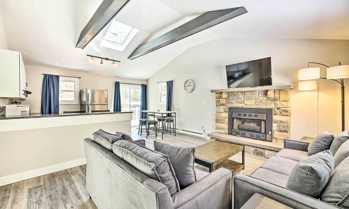 Pocono Lake House | 12 Mi to Ski: Home w/Hot Tub in Arrowhead Lake