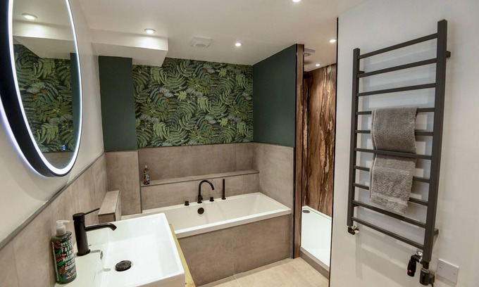 Aberfoyle House | 12 On the Hill Aberfoyle, Loch Lomond Trossachs NP.3 bedroom!🌲🏴💚