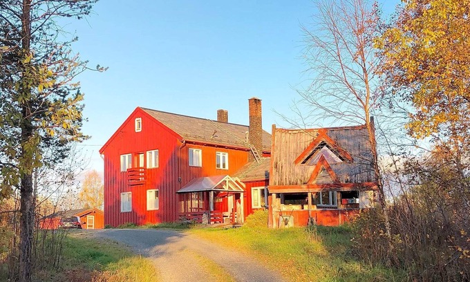 South Varanger House | 12 person holiday home in Svanvik