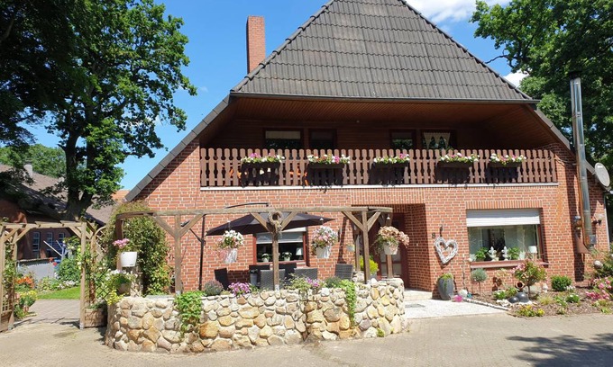 Bramstedt Apartment | 120 m² Apartment ∙ 2 bedrooms ∙ 4 guests