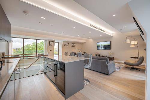 Avonmore and Brook Green Apartment | 120 m² Apartment ∙ 2 bedrooms ∙ 6 guests