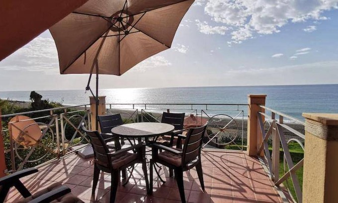 Almayate Bajo Apartment | 120 m² Apartment ∙ 2 bedrooms ∙ 5 guests