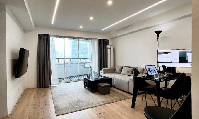 Huaihai Road Commercial Area Apartment | 120 m² Apartment ∙ 2 bedrooms ∙ 4 guests