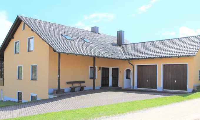Thanstein Apartment | 120 m² Apartment ∙ 3 bedrooms ∙ 5 guests