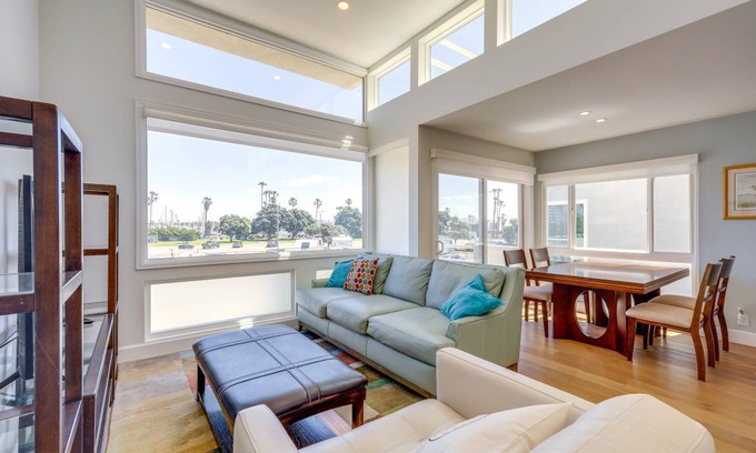 Hollywood Apartment | 120 m² Apartment ∙ 2 bedrooms ∙ 4 guests