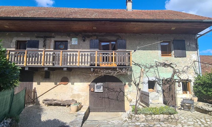 Gresy-sur-Aix House | 120 m² Gîte ∙ 3 bedrooms ∙ 6 guests