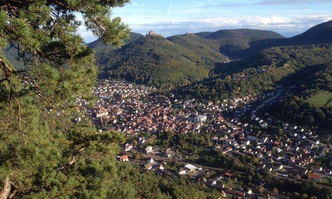 Annweiler am Trifels House | 120 m² House ∙ 2 bedrooms ∙ 4 guests