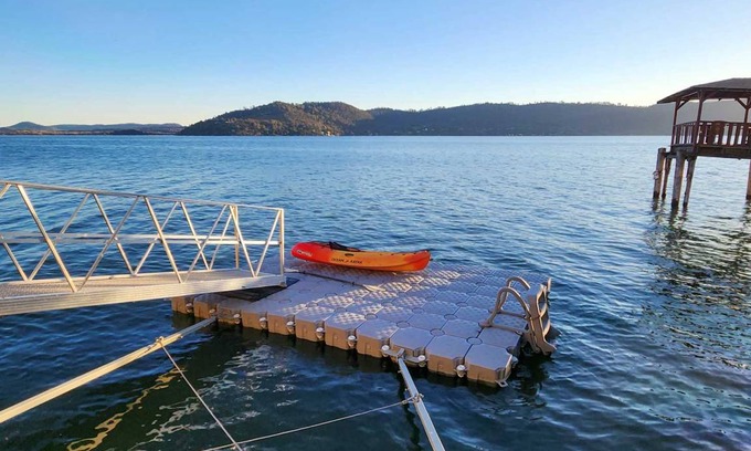 Clearlake Park House | 120 m² House ∙ 2 bedrooms ∙ 7 guests