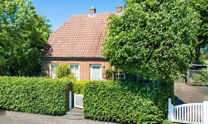 Falshoft House | 120 m² House ∙ 3 bedrooms ∙ 6 guests
