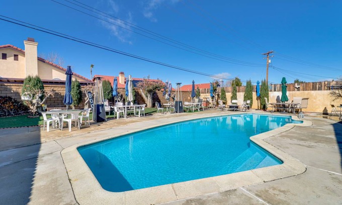 Palmdale House | 120 m² House ∙ 3 bedrooms ∙ 6 guests
